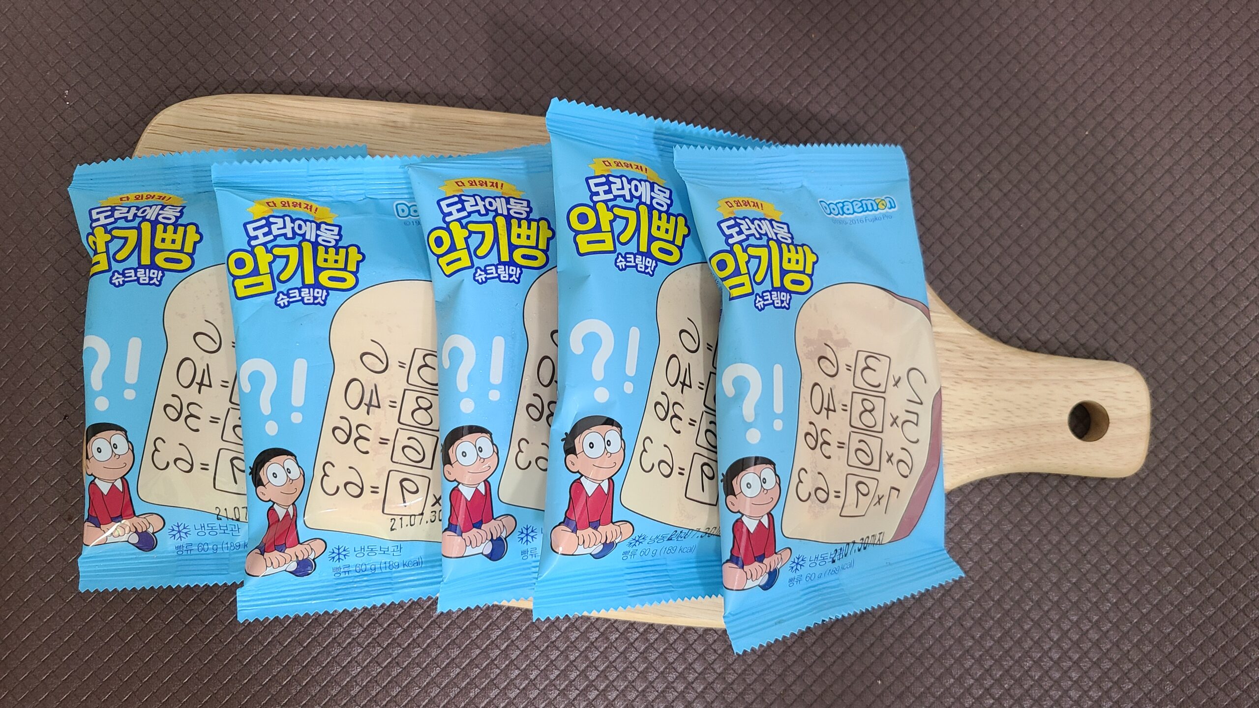 도라에몽 
암기빵 60g(개별포장)